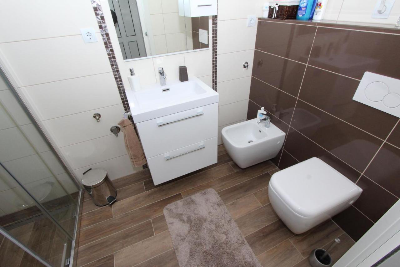 Apartment Elia 로비니 외부 사진