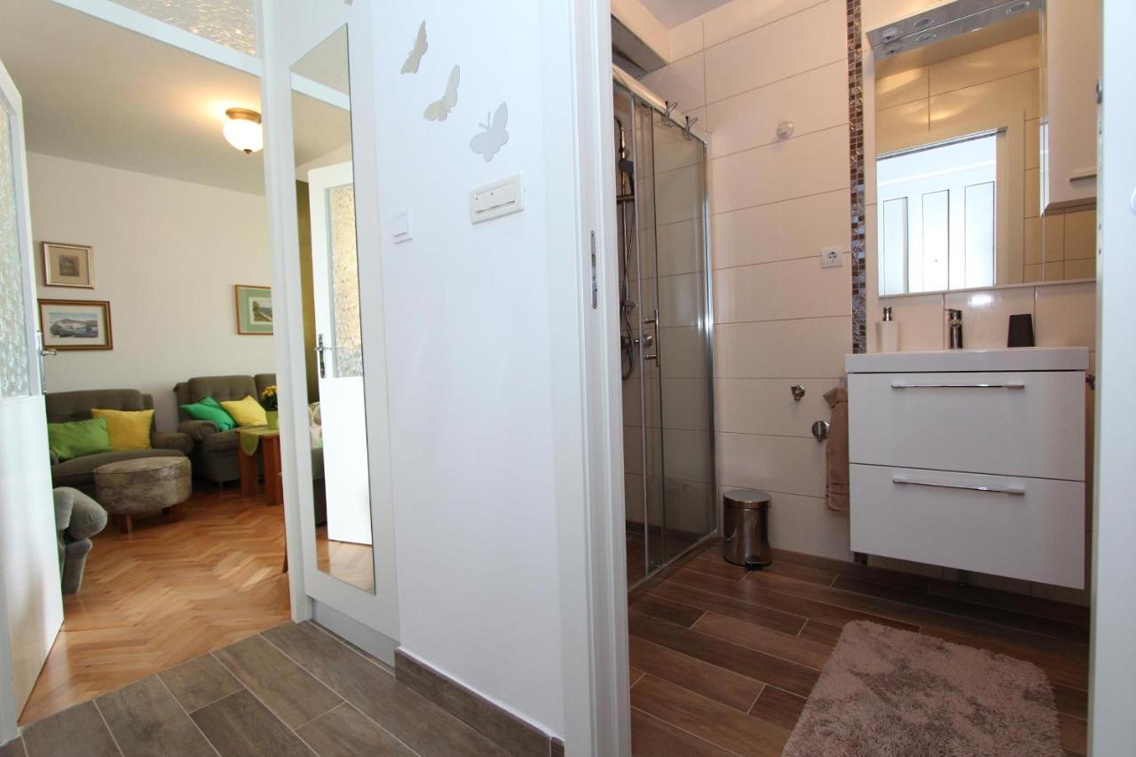 Apartment Elia 로비니 외부 사진